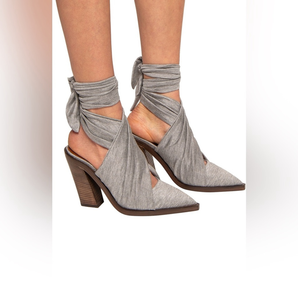 Burberry Gray fabric Tillington ankle tie pointed toe